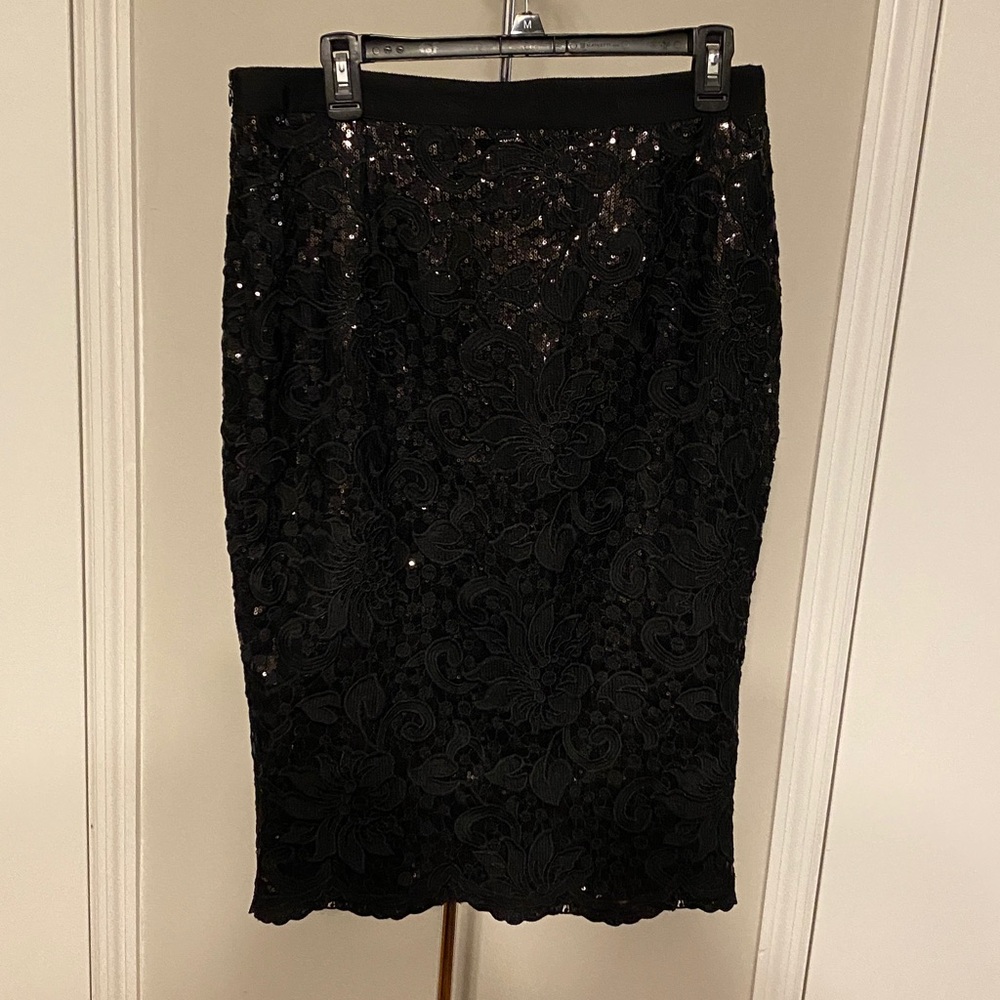 Endless Rose Pencil Skirt